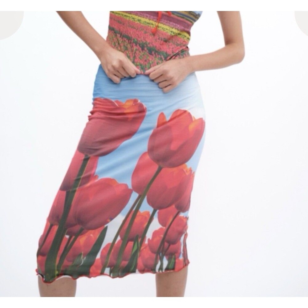 Tyler McGillivary Tulip Fields Skirt Size M B3